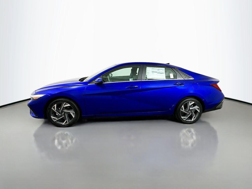 new 2025 Hyundai Elantra car, priced at $27,260