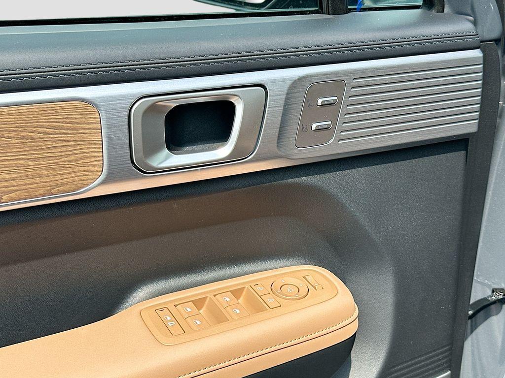 new 2025 Hyundai SANTA FE HEV car, priced at $46,815