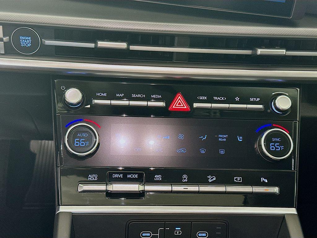 used 2025 Hyundai Santa Fe car, priced at $36,884