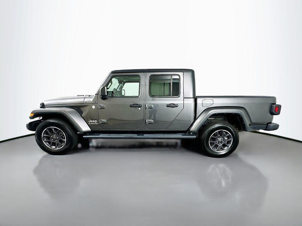 used 2022 Jeep Gladiator car, priced at $31,479