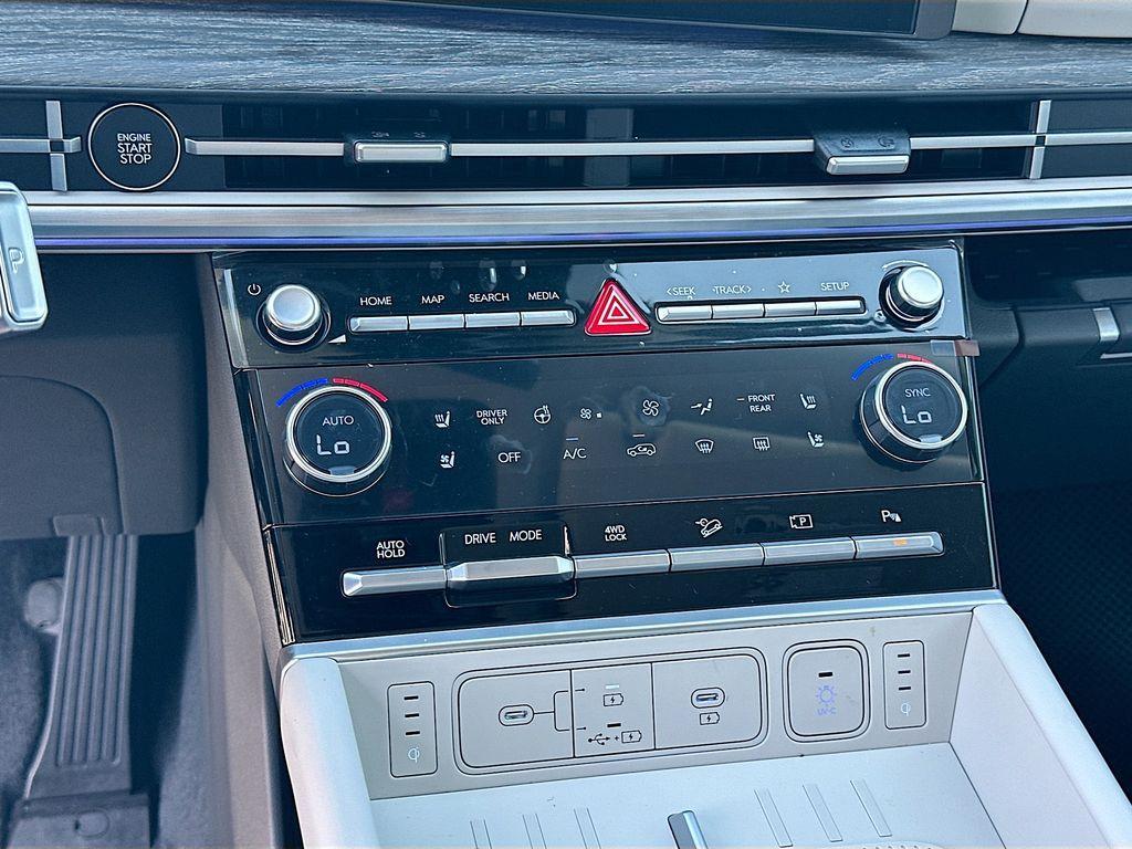 new 2025 Hyundai SANTA FE HEV car, priced at $51,984