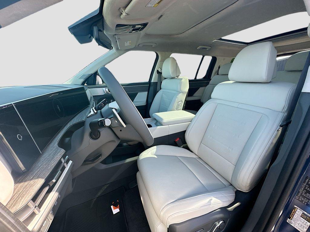 new 2025 Hyundai SANTA FE HEV car, priced at $51,984