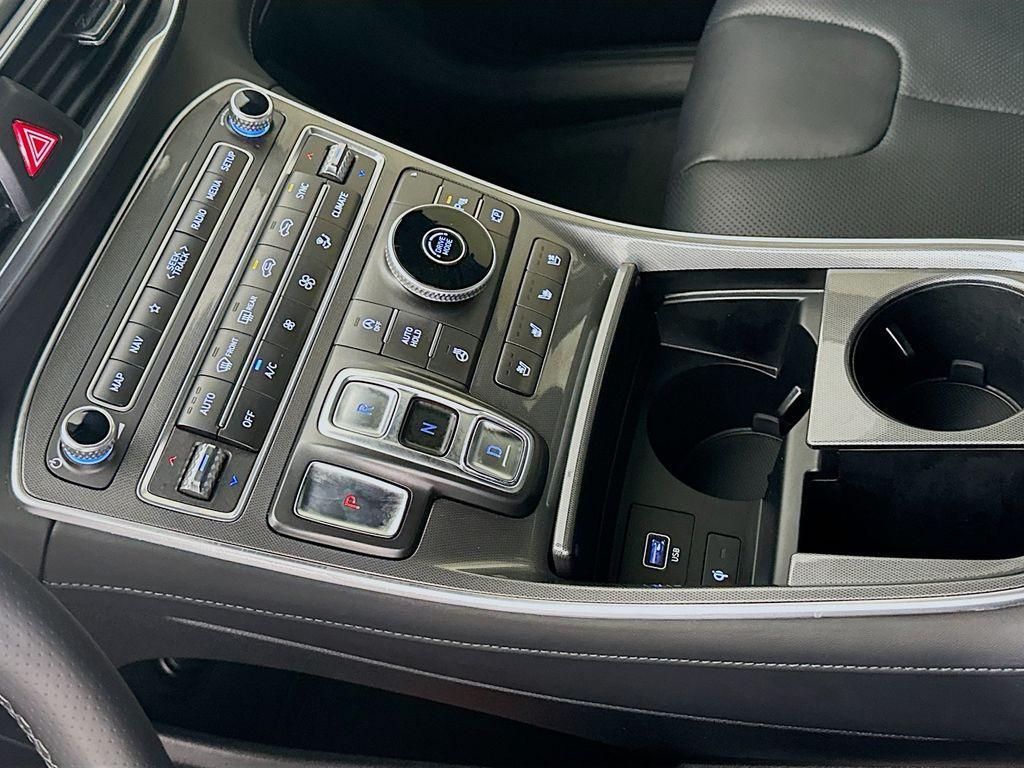 used 2022 Hyundai Santa Fe car, priced at $28,999