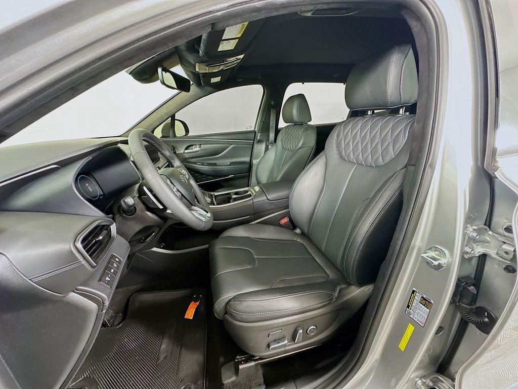 used 2022 Hyundai Santa Fe car, priced at $28,999