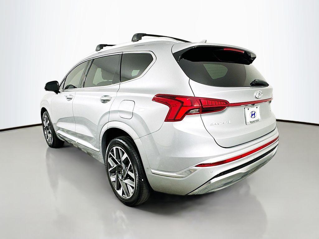 used 2022 Hyundai Santa Fe car, priced at $28,999