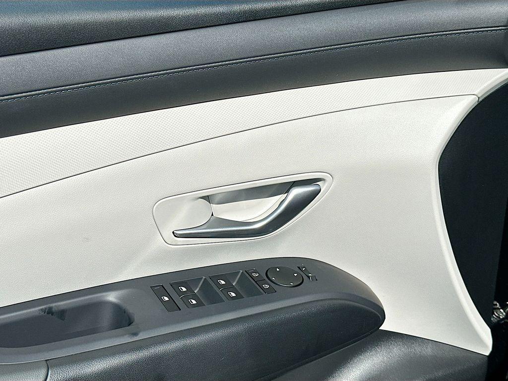 new 2025 Hyundai Tucson car, priced at $32,815