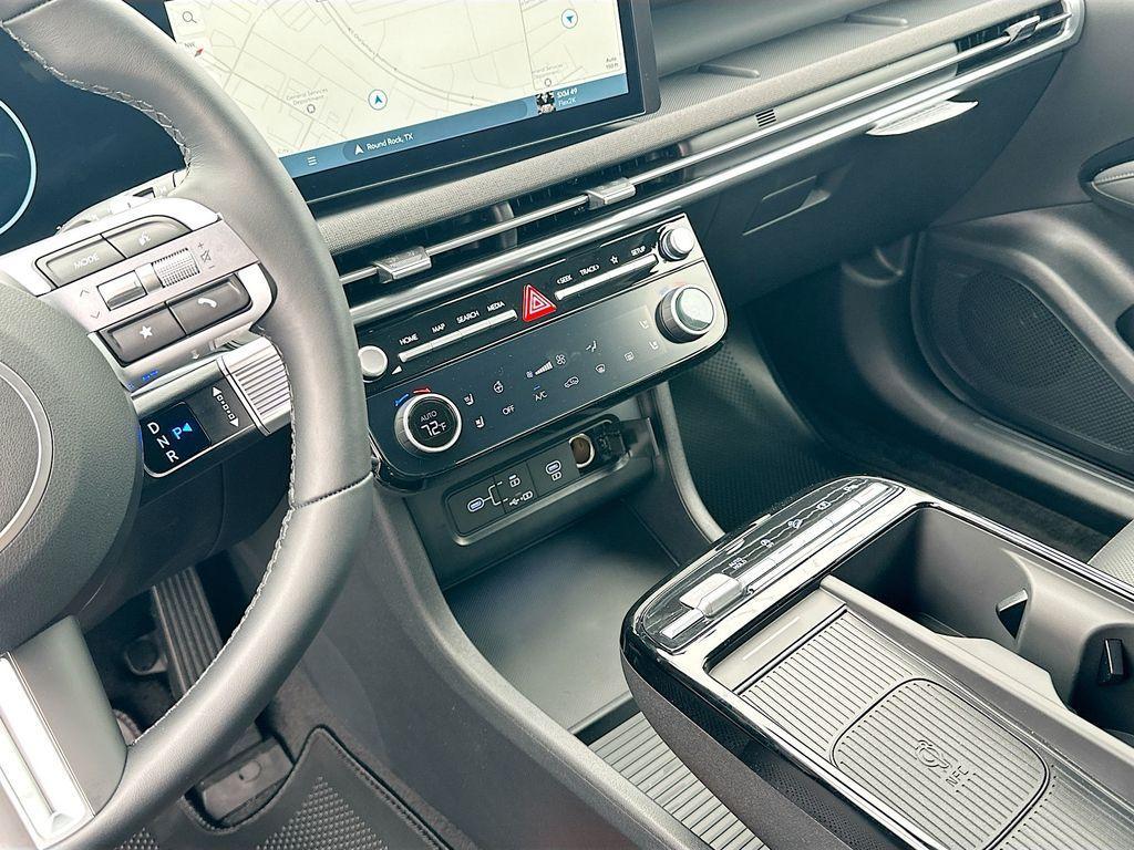 new 2025 Hyundai Tucson car, priced at $40,935
