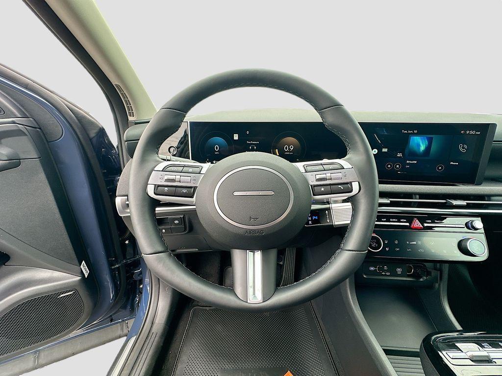 new 2025 Hyundai Tucson car, priced at $40,935