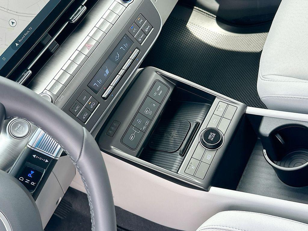 new 2025 Hyundai Kona car, priced at $30,060