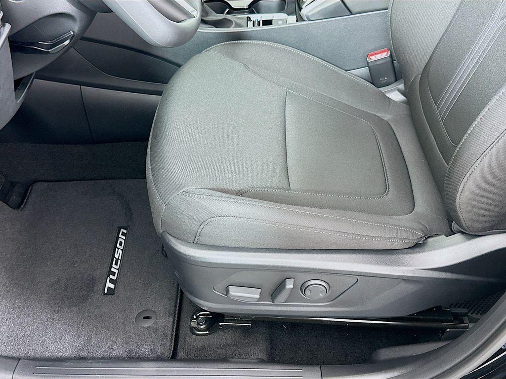 new 2026 Hyundai Tucson car, priced at $33,130