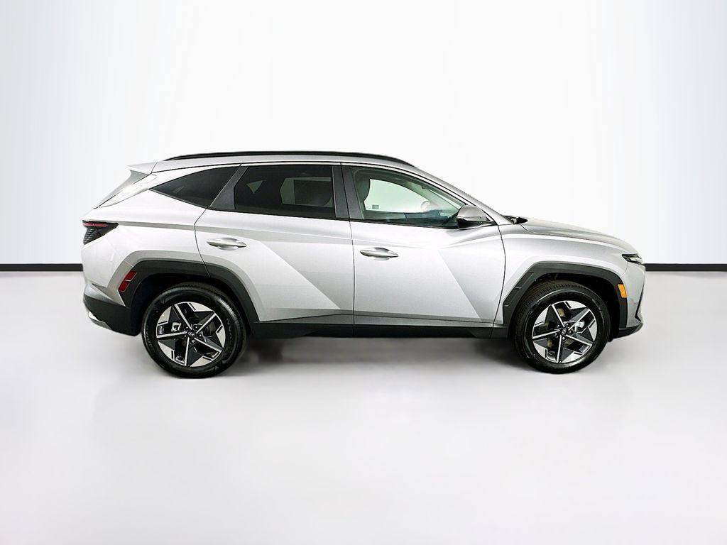 new 2025 Hyundai Tucson Hybrid car, priced at $38,065