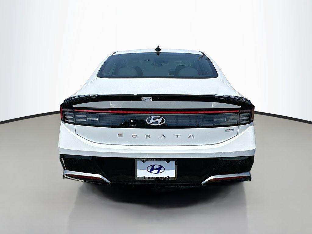 new 2025 Hyundai Sonata Hybrid car, priced at $33,580