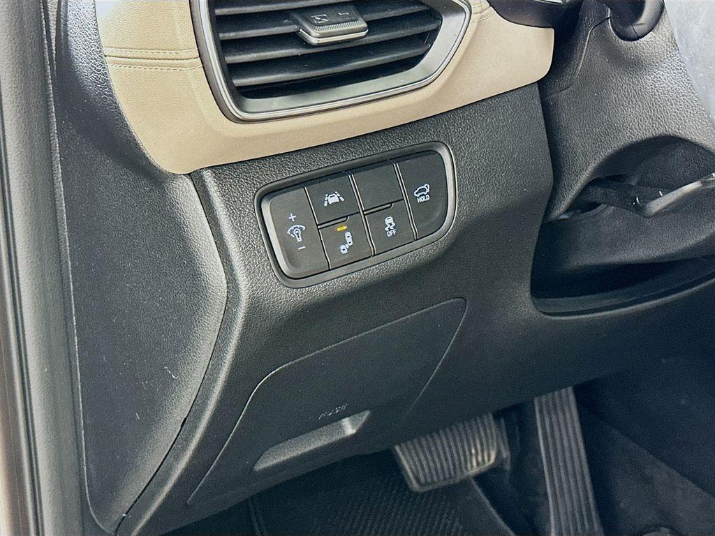 used 2019 Hyundai Santa Fe car, priced at $22,370