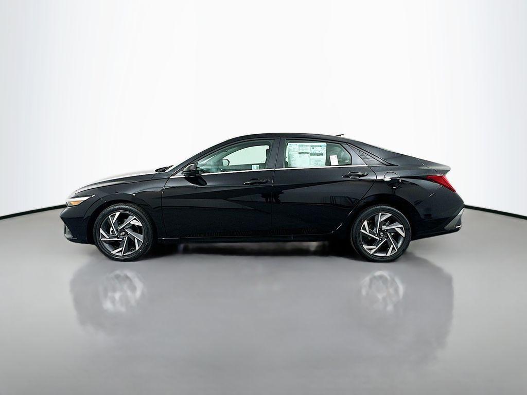 new 2025 Hyundai Elantra car, priced at $27,260