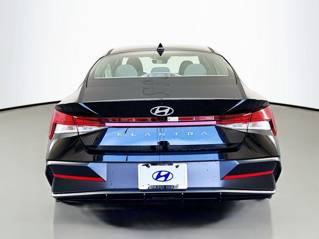 new 2025 Hyundai Elantra car, priced at $27,260