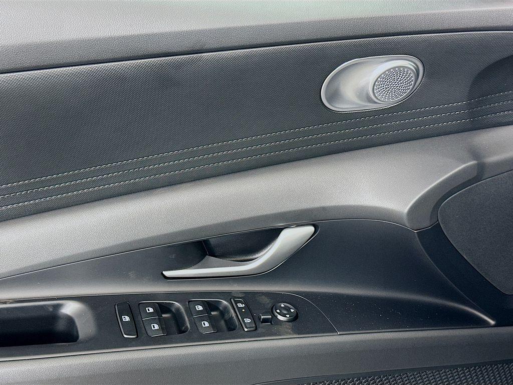 new 2025 Hyundai ELANTRA HEV car, priced at $27,315