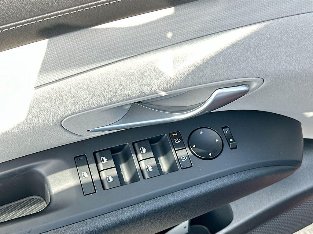 new 2025 Hyundai Tucson car, priced at $33,155