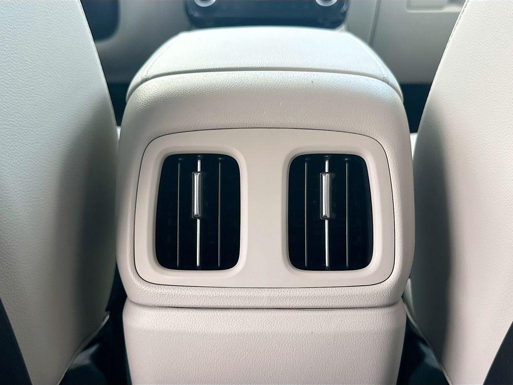 new 2025 Hyundai TUCSON Hybrid car, priced at $43,350