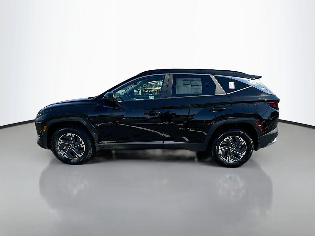 new 2025 Hyundai TUCSON Hybrid car, priced at $35,340