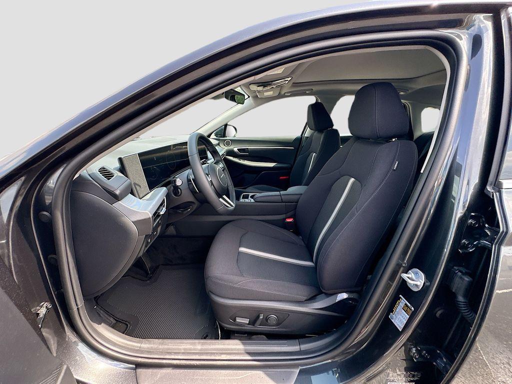 new 2025 Hyundai Sonata car, priced at $32,880