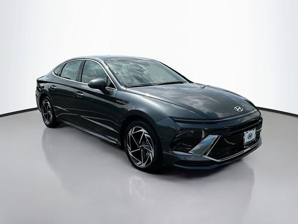 new 2025 Hyundai Sonata car, priced at $32,880