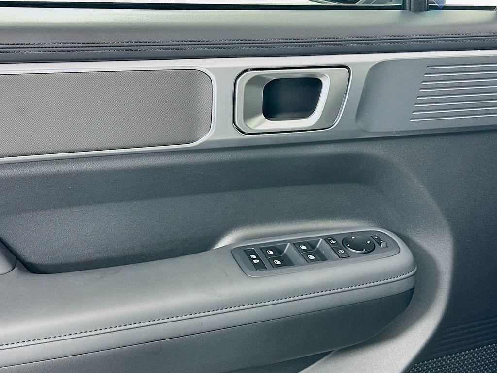 new 2026 Hyundai SANTA FE HEV car, priced at $41,425