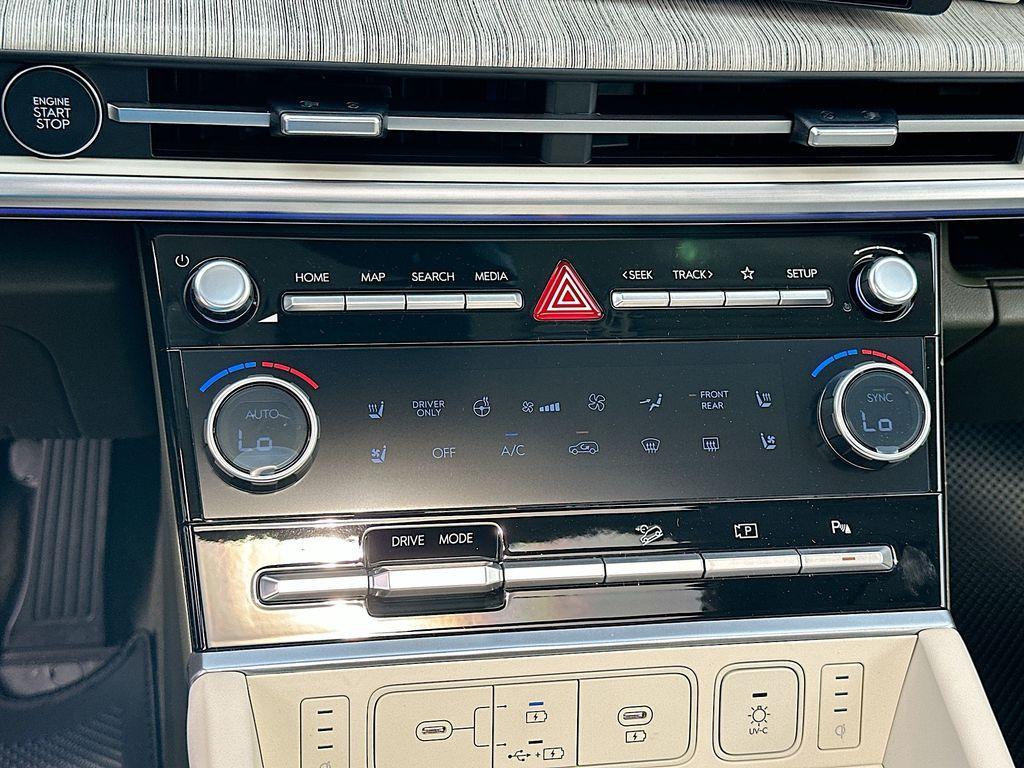 new 2025 Hyundai SANTA FE HEV car, priced at $50,525