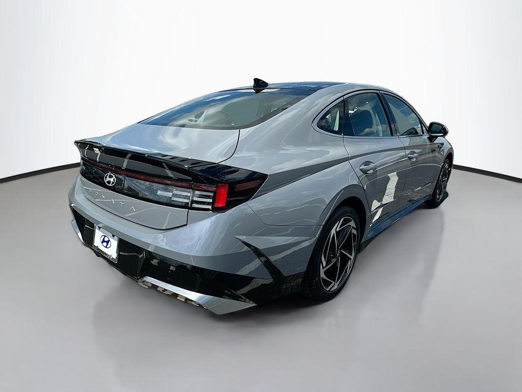 new 2025 Hyundai Sonata car, priced at $32,880