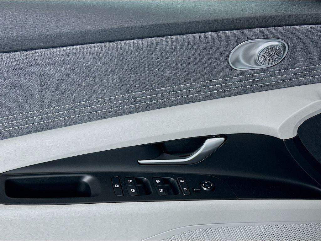 new 2025 Hyundai Elantra car, priced at $29,130