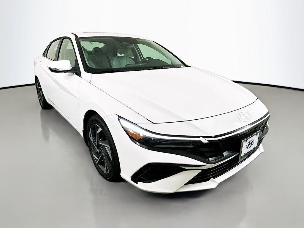 new 2025 Hyundai Elantra car, priced at $29,130