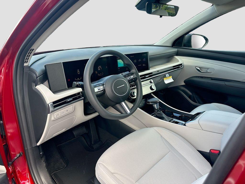 new 2025 Hyundai Tucson car, priced at $33,405