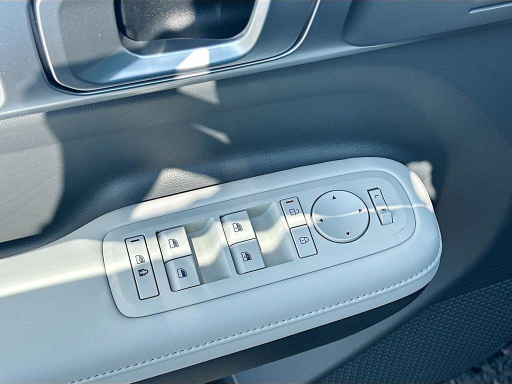 new 2025 Hyundai Santa Fe car, priced at $39,200