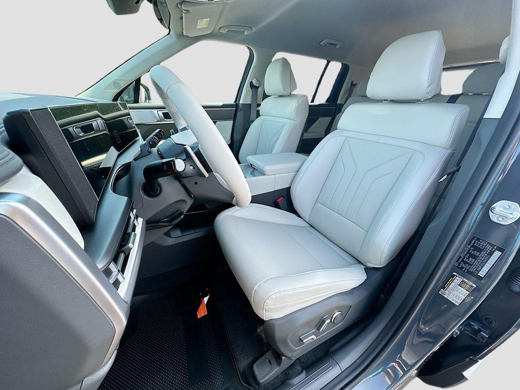 new 2025 Hyundai Santa Fe car, priced at $39,200