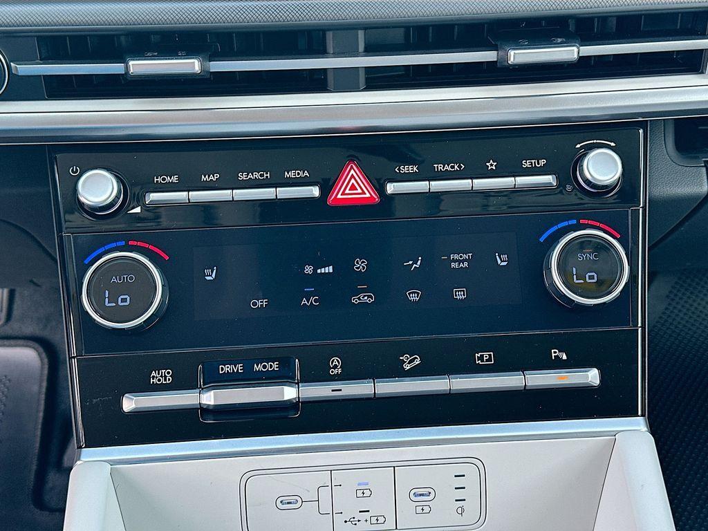 new 2025 Hyundai Santa Fe car, priced at $39,200