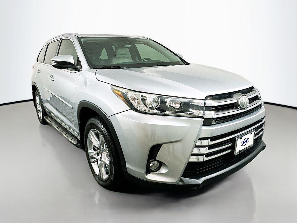 used 2017 Toyota Highlander car, priced at $19,500