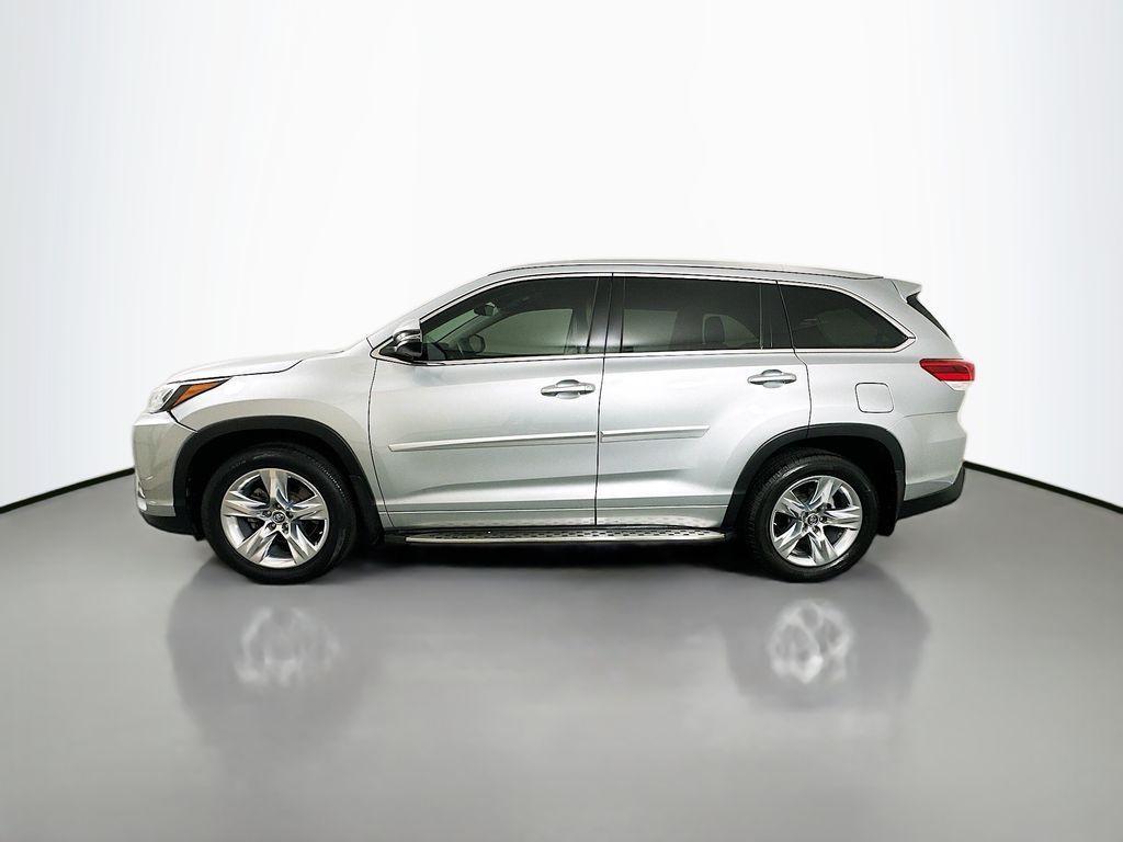 used 2017 Toyota Highlander car, priced at $19,500