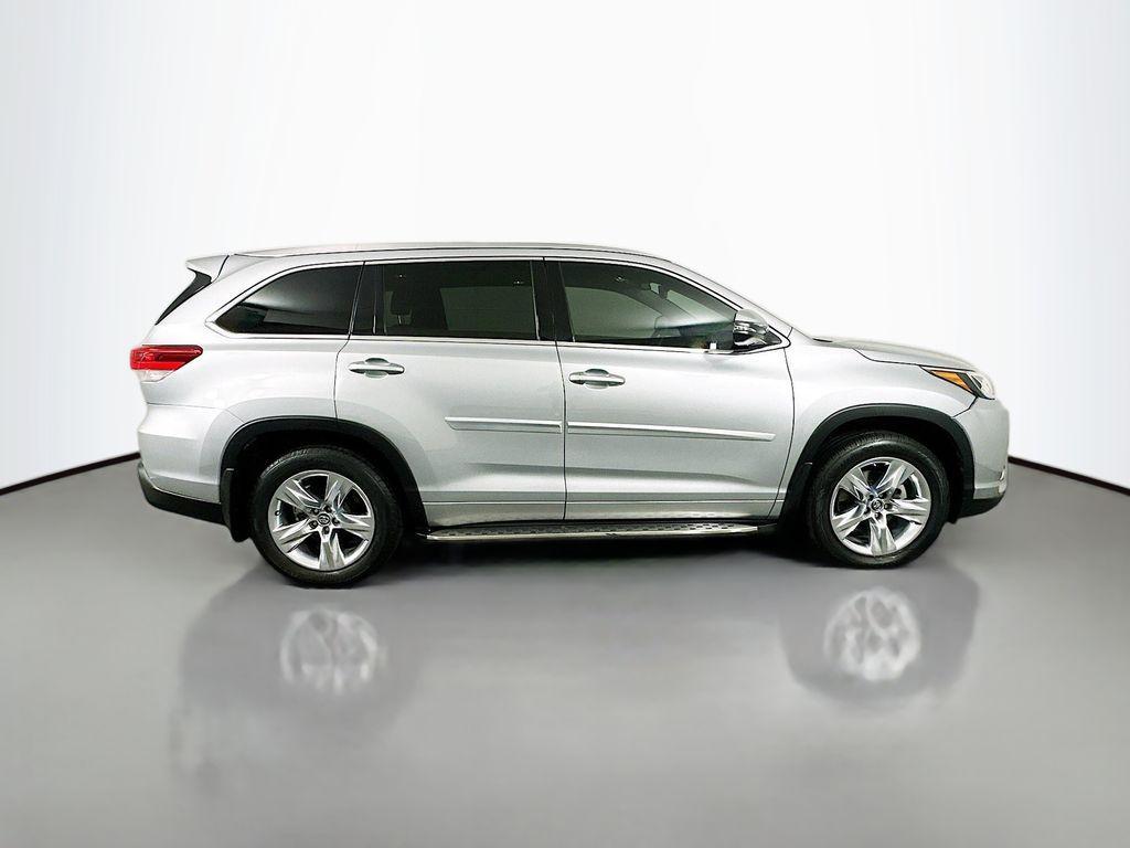 used 2017 Toyota Highlander car, priced at $19,500