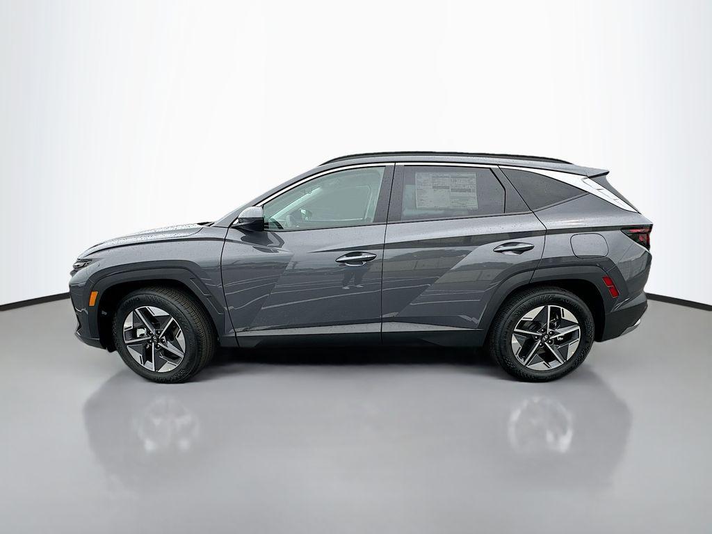 new 2025 Hyundai Tucson car, priced at $32,815