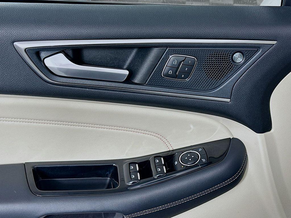 used 2019 Ford Edge car, priced at $18,997