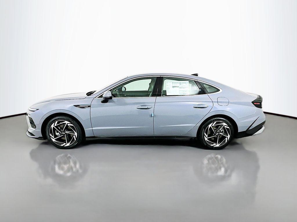 new 2026 Hyundai Sonata car, priced at $30,805