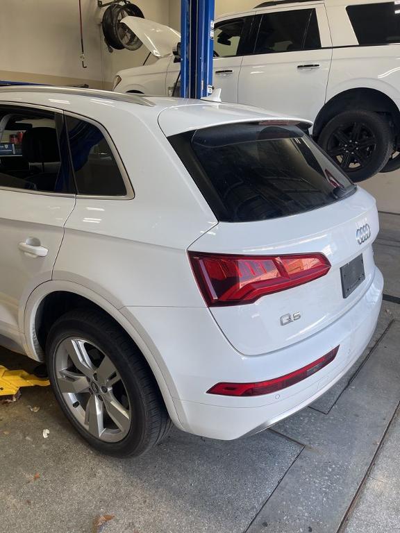 used 2018 Audi Q5 car, priced at $18,106