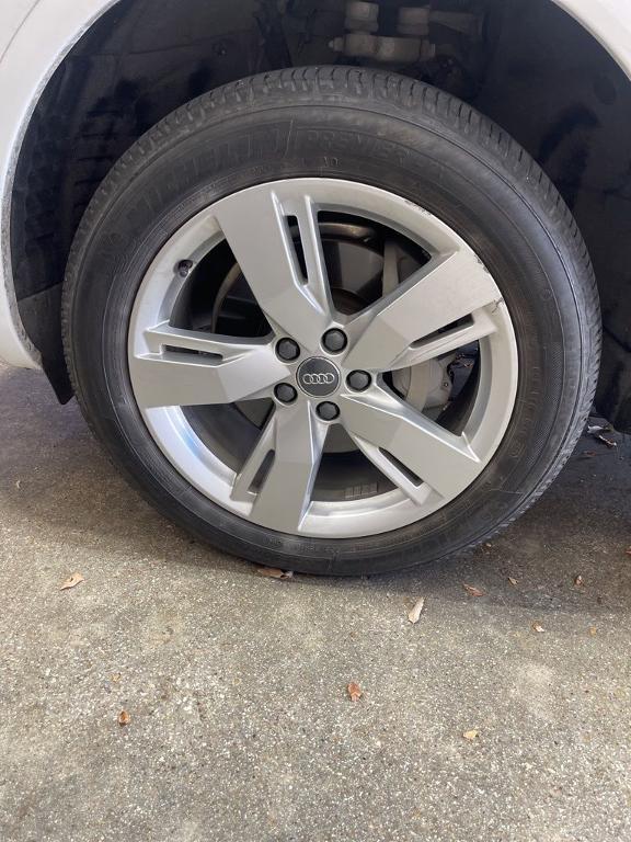 used 2018 Audi Q5 car, priced at $18,106