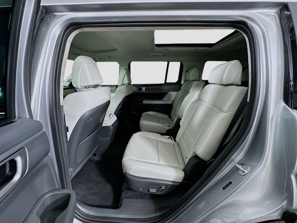 new 2025 Hyundai Santa Fe car