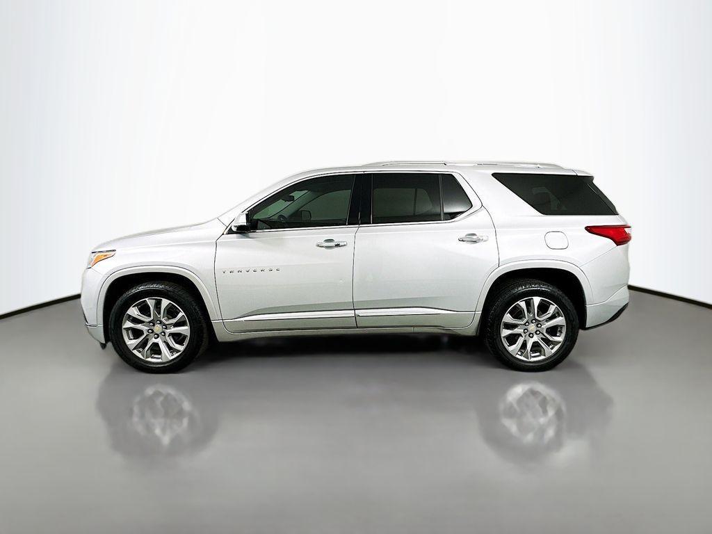 used 2020 Chevrolet Traverse car, priced at $23,999