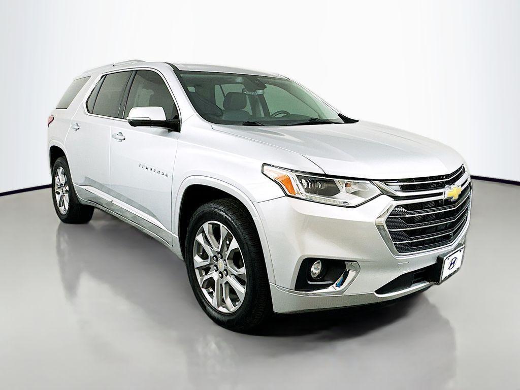 used 2020 Chevrolet Traverse car, priced at $23,999