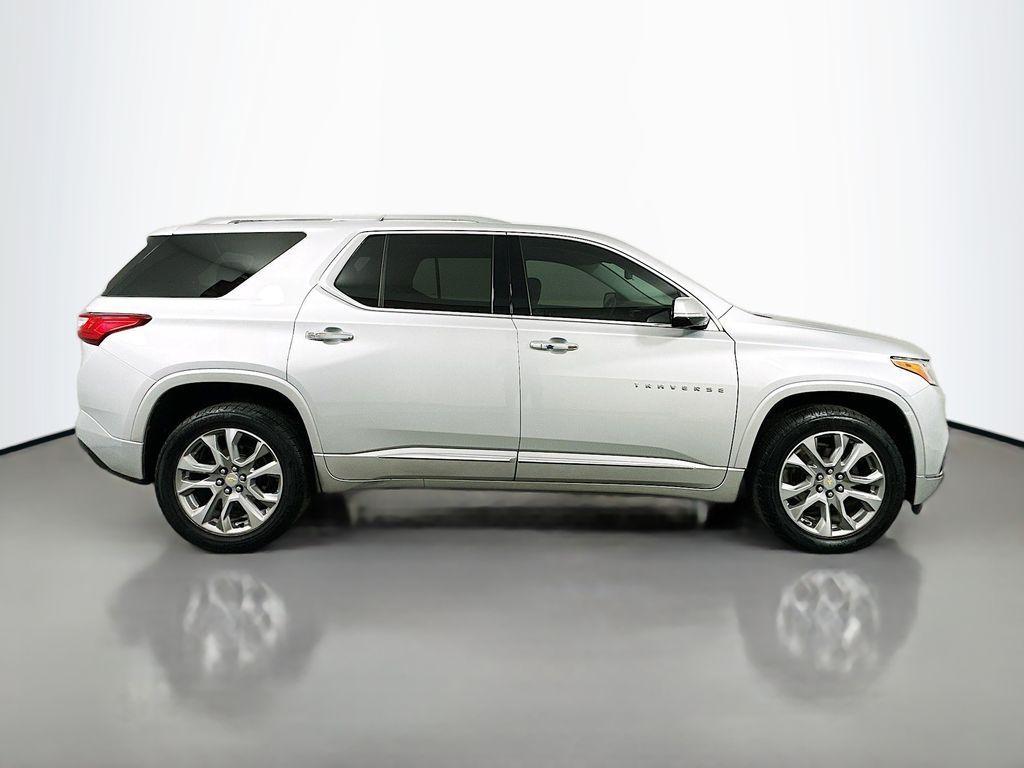 used 2020 Chevrolet Traverse car, priced at $23,999