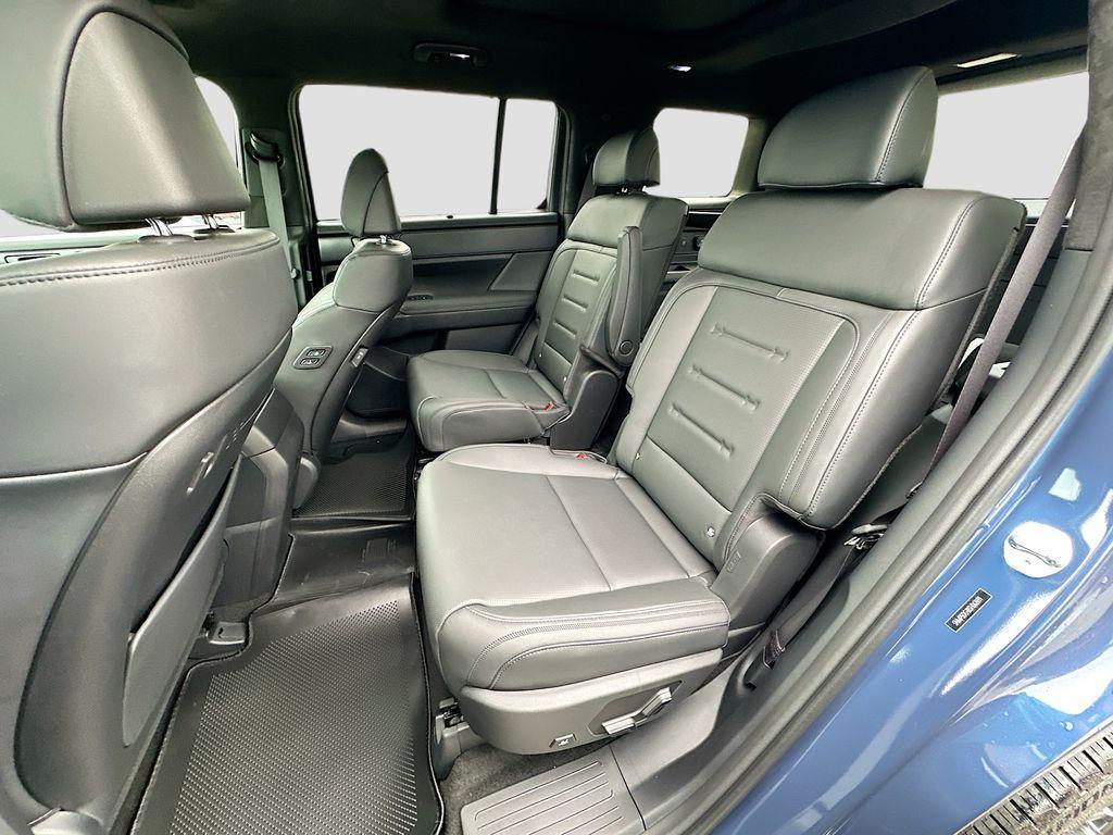 new 2025 Hyundai SANTA FE HEV car, priced at $52,135