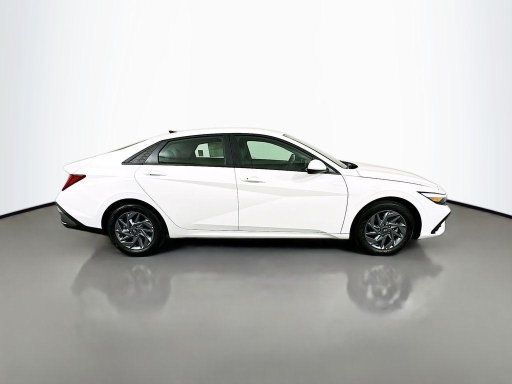 new 2025 Hyundai ELANTRA HEV car, priced at $27,830