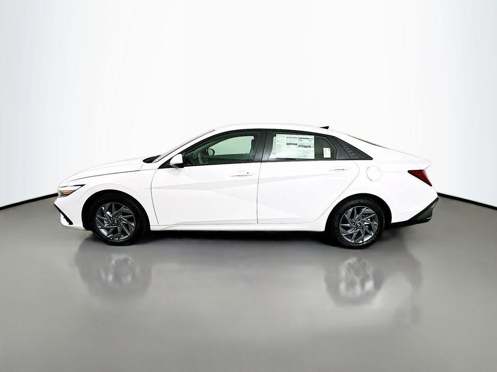 new 2025 Hyundai ELANTRA HEV car, priced at $27,830