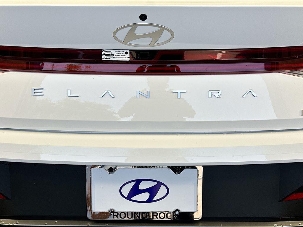new 2025 Hyundai ELANTRA HEV car, priced at $27,830